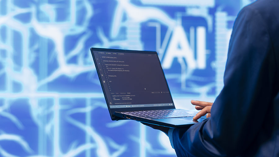 AI vs Web Developer: Perusahaan Ini PHK 40% Staffnya Setelah Temukan Teknologi Baru - Hasilnya Mencengangkan